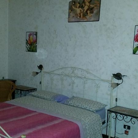 Bed and Breakfast Il Balcone Sullo Stretto Reggio Calabria Camera foto