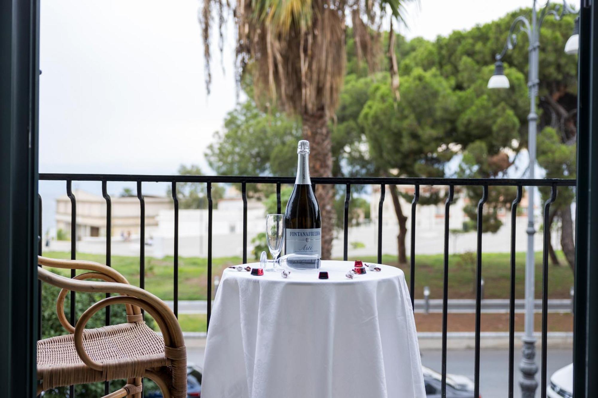 Bed and Breakfast Il Balcone Sullo Stretto Reggio Calabria Esterno foto